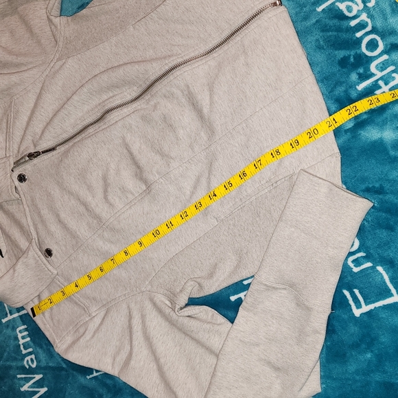 H by HALSTON- Gray Zip-Up Moto Sweater Jacket,  Size 12 - Picture 7 of 13